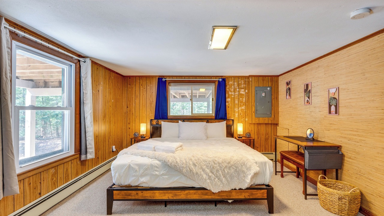 Photo of Bedroom in Woodsville