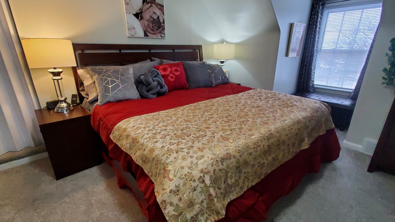 Photo of Livingroom in Erie