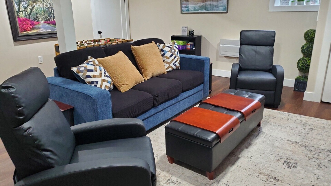 Photo of Livingroom in Erie