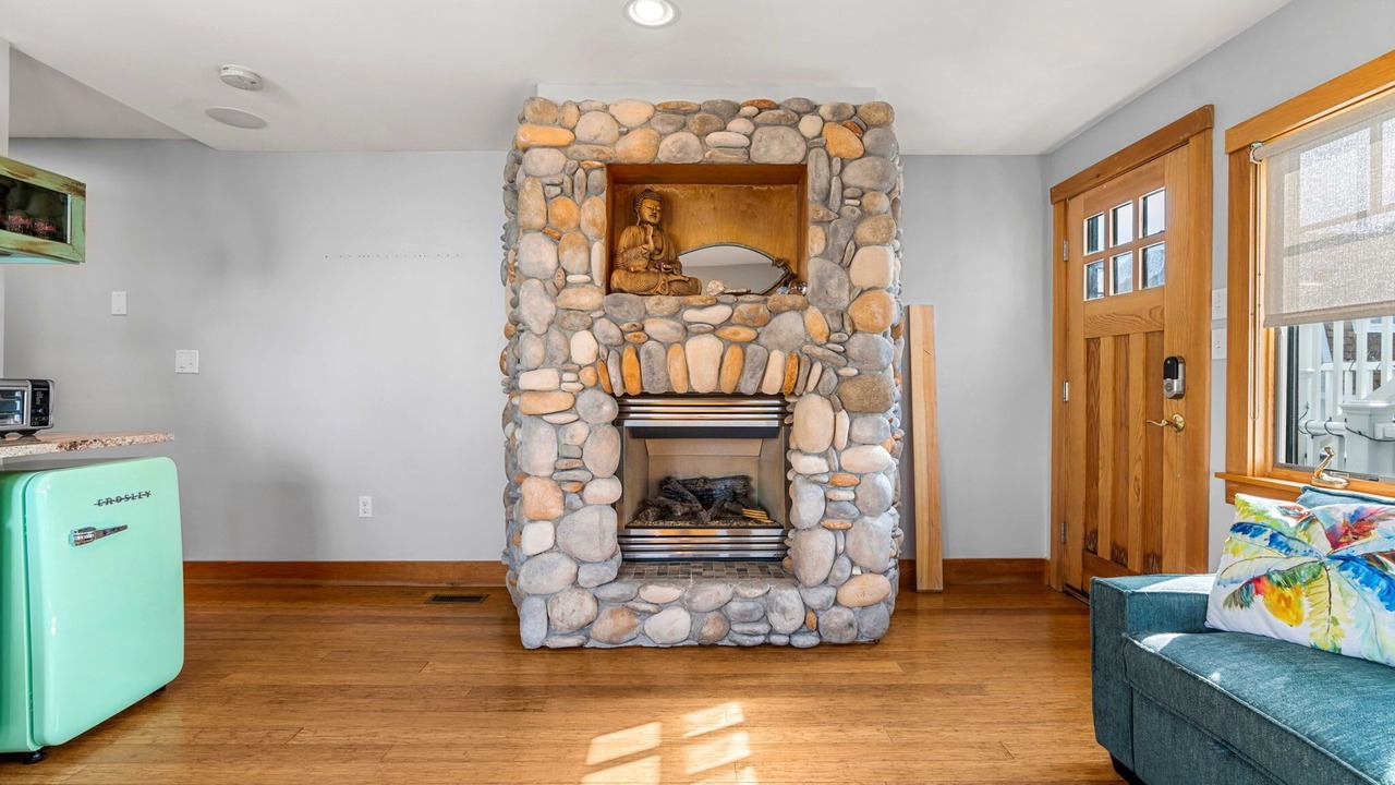 Photo of Livingroom in Salisbury