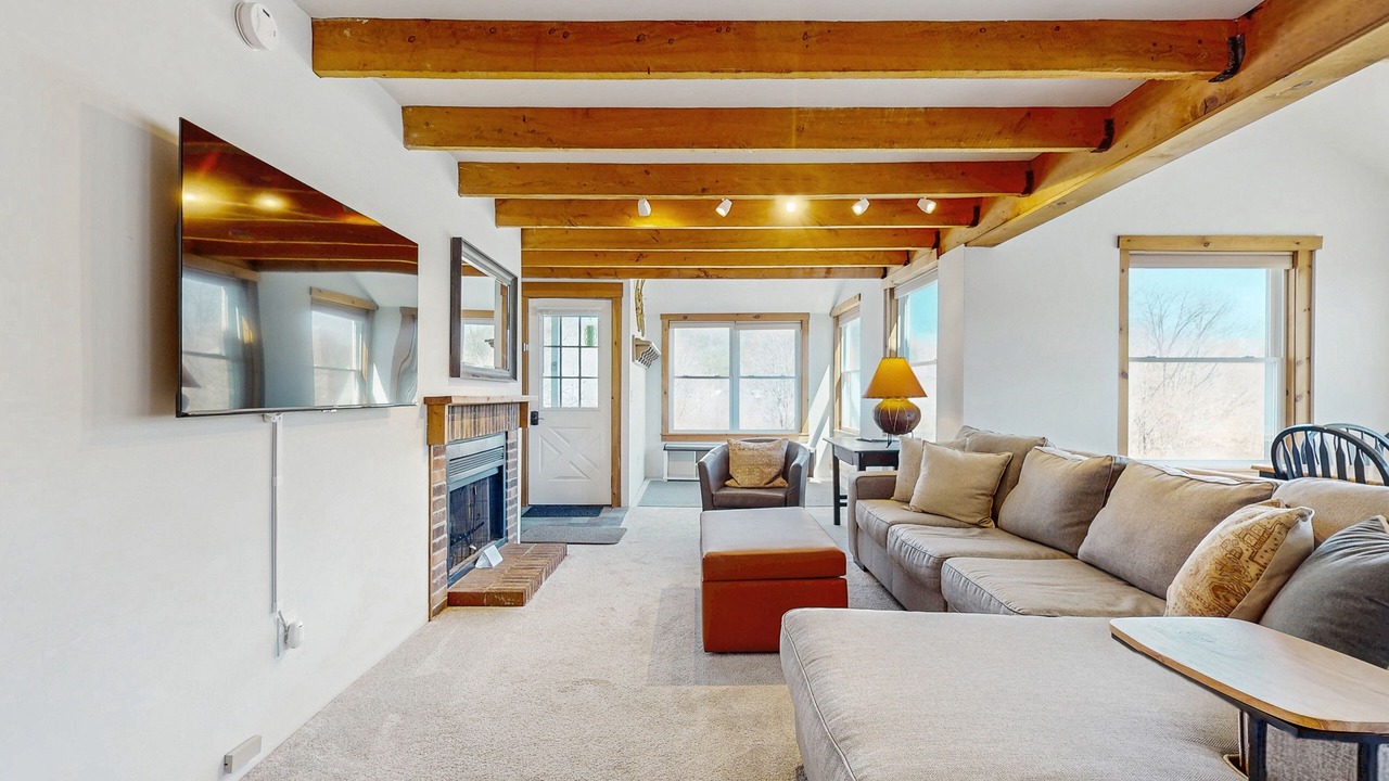 Photo of Livingroom in Proctorsville