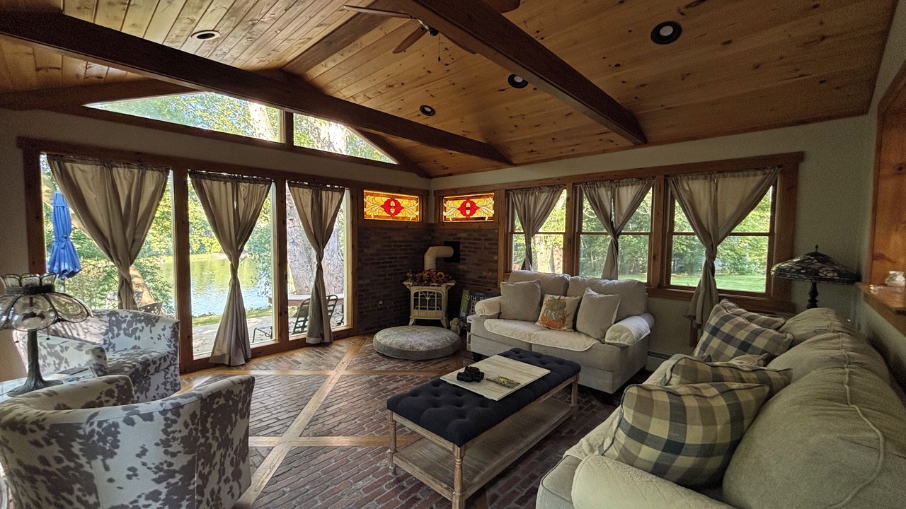 Photo of Livingroom in Smithboro