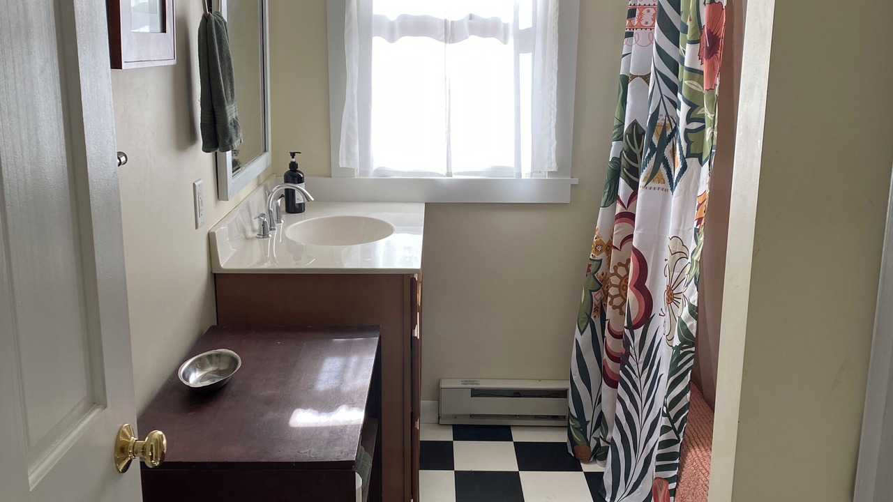 Photo of Bathroom in Williamsburg