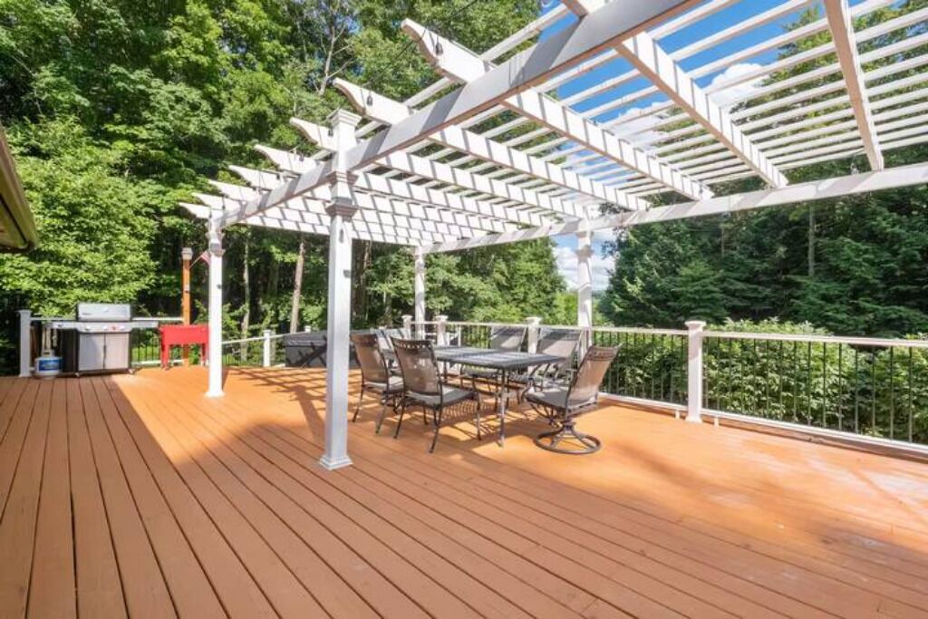Photo of Outdoor in Laconia