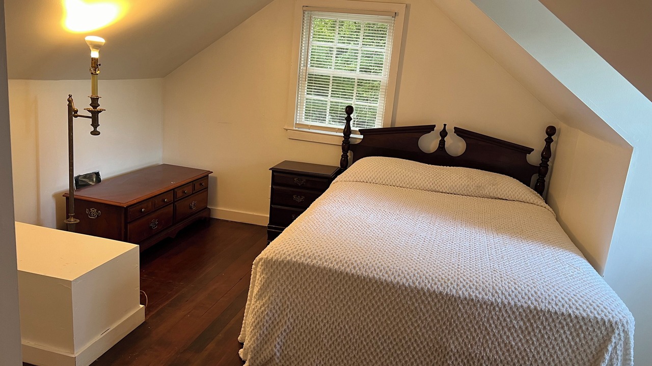 Photo of Bedroom in Owings Mills
