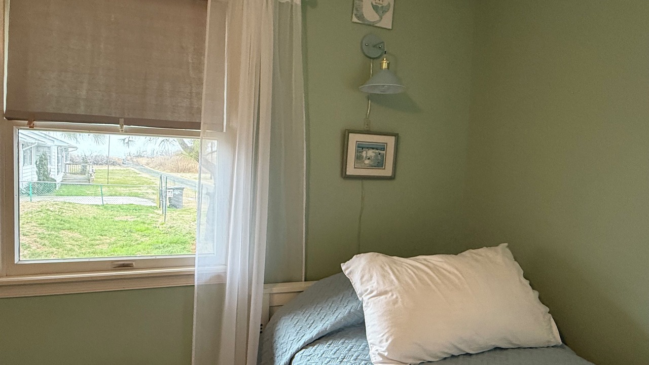 Photo of Bedroom in Greenbush