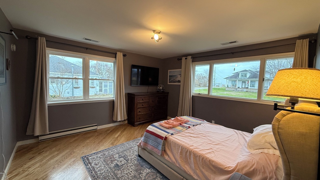 Photo of Bedroom in Greenbush