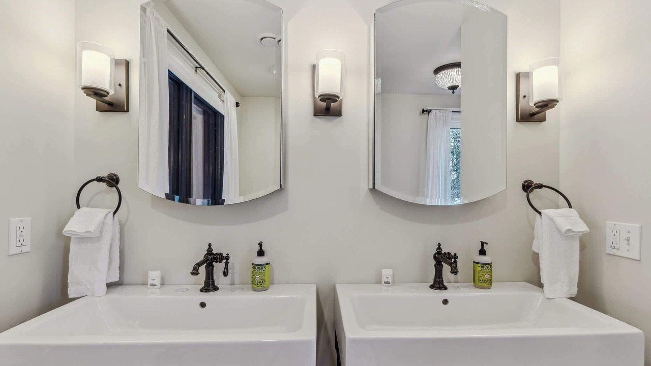 Photo of Bathroom in Quechee
