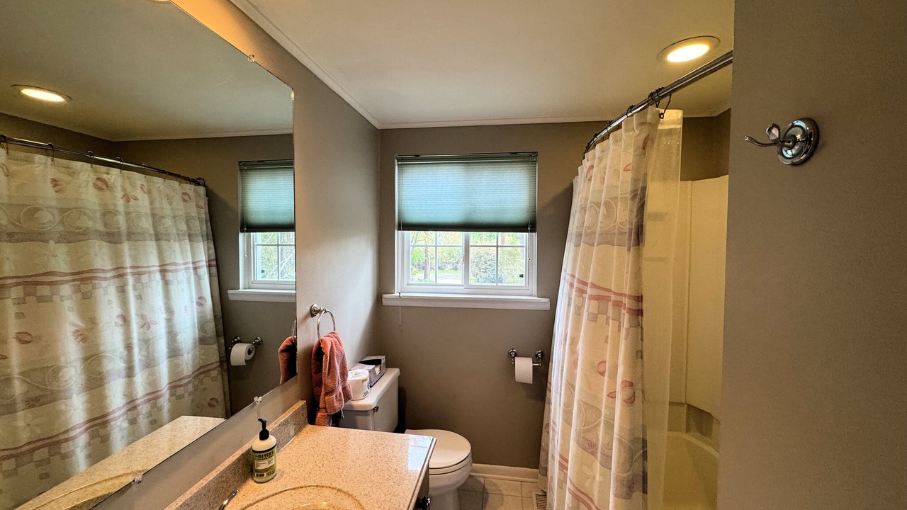 Photo of Bathroom in Piney Island