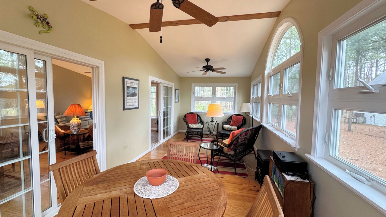 Photo of Bedroom in Piney Island