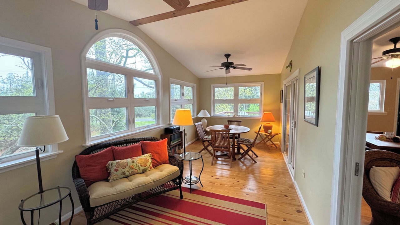 Photo of Livingroom in Piney Island