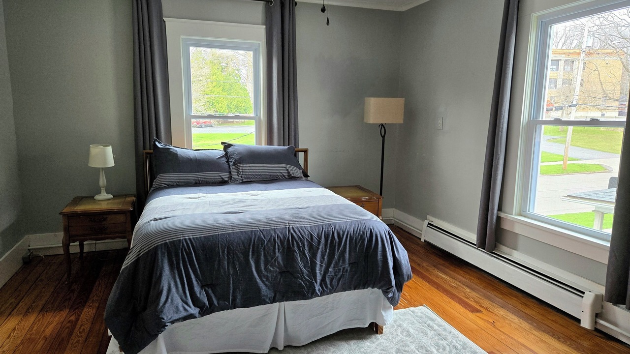 Photo of Bedroom in Baldwinsville