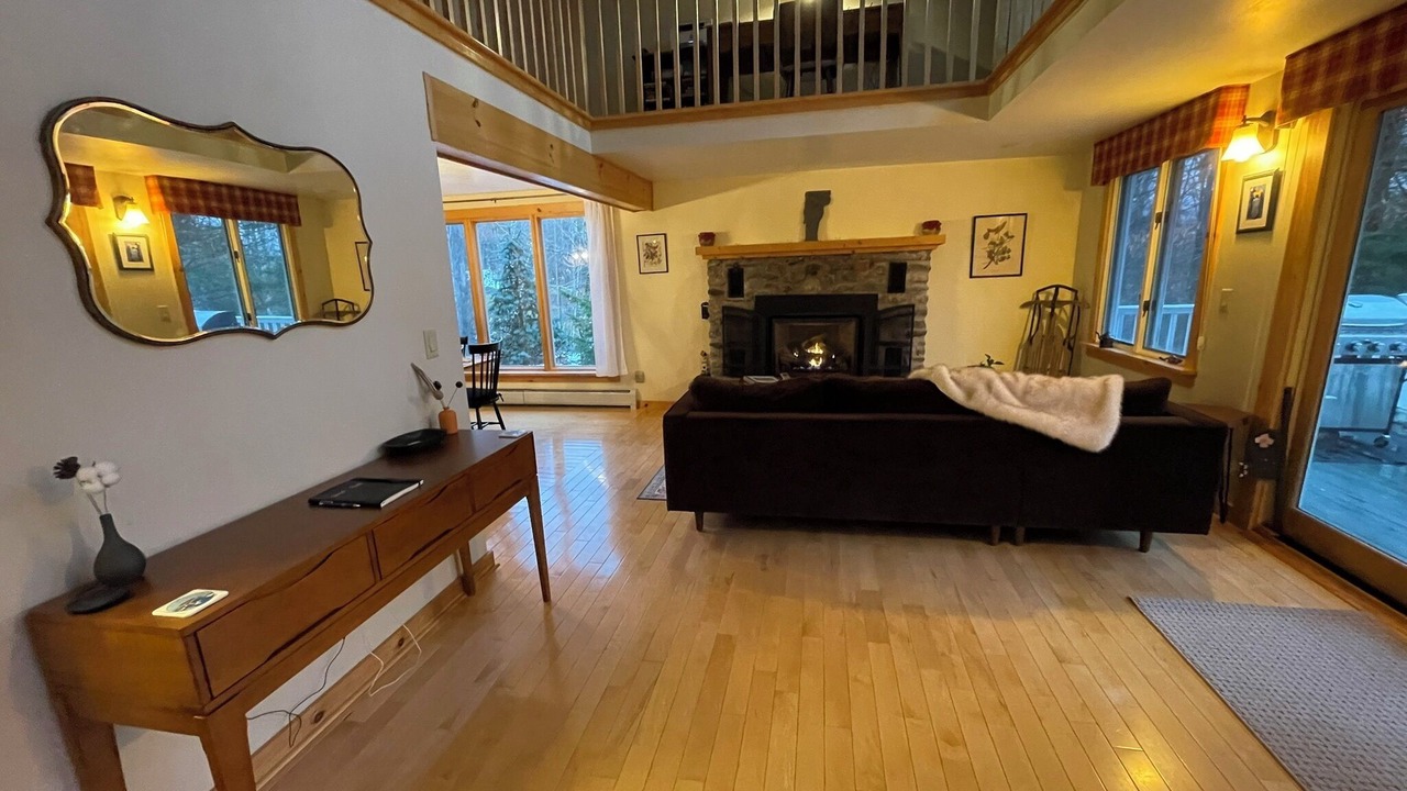 Photo of Livingroom in Montgomery Center