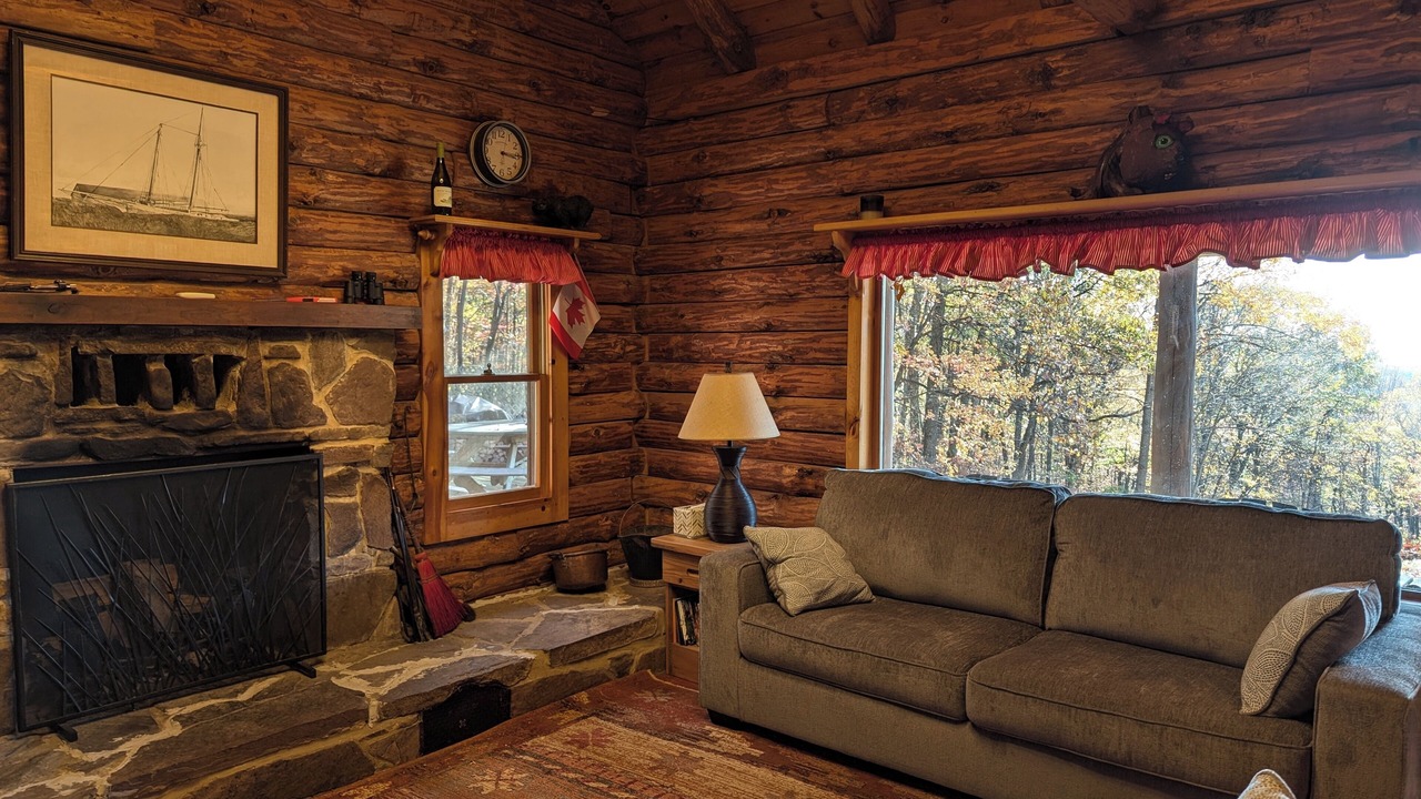 Photo of Livingroom in Ridgeway