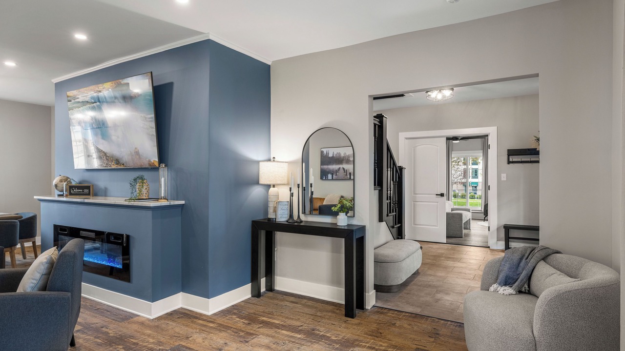 Photo of Livingroom in Downtown Niagara Falls