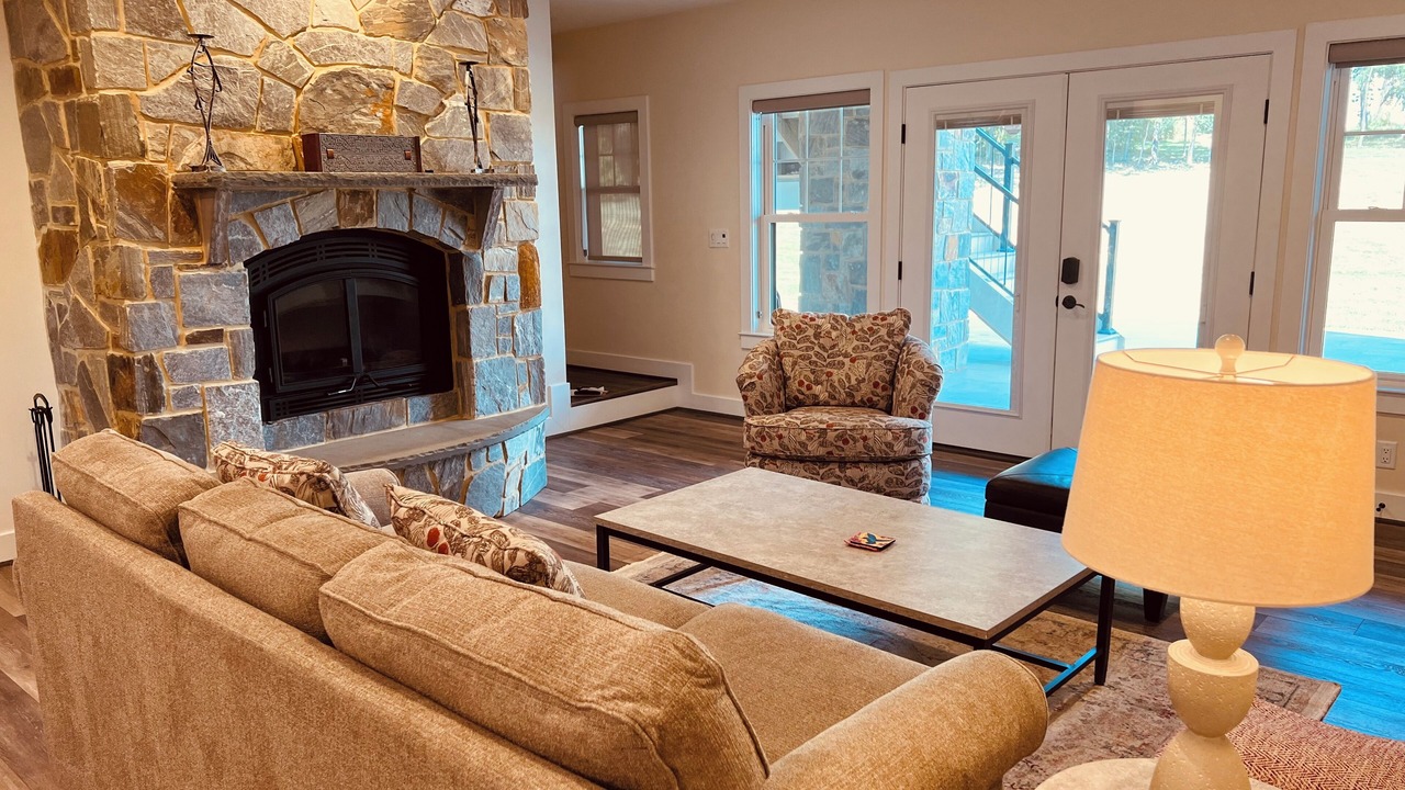Photo of Livingroom in Stephens City
