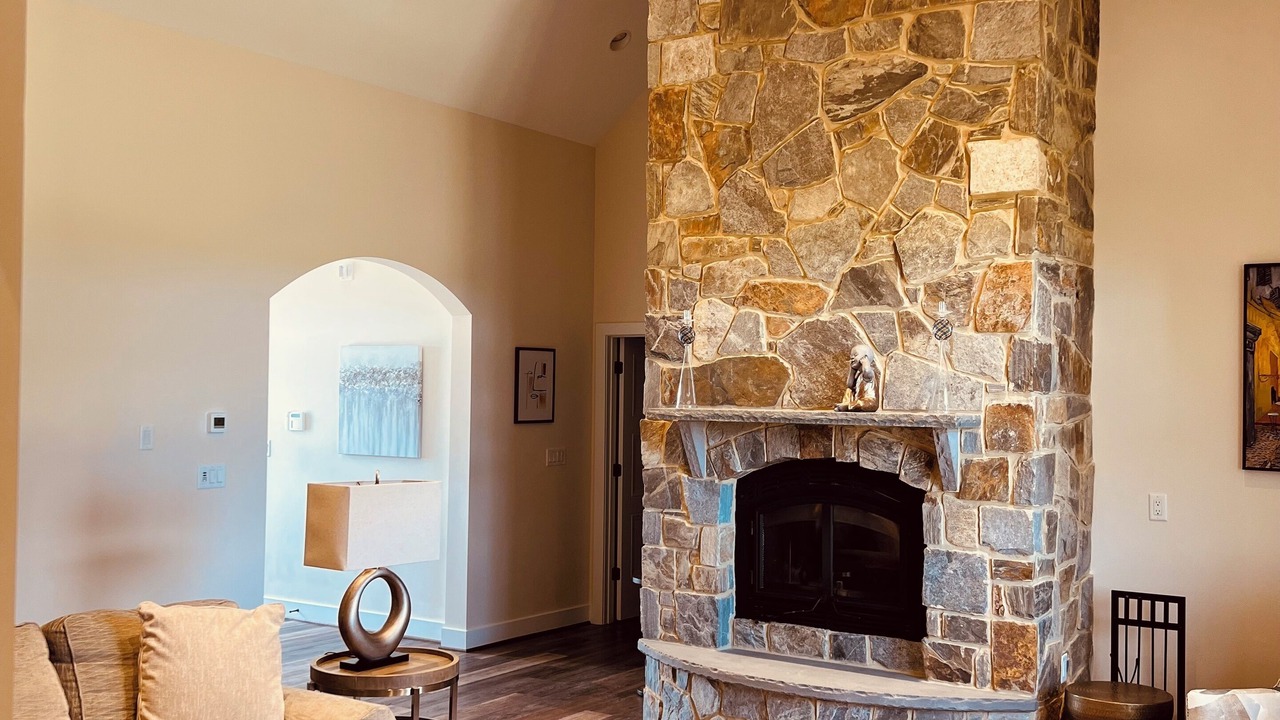 Photo of Livingroom in Stephens City