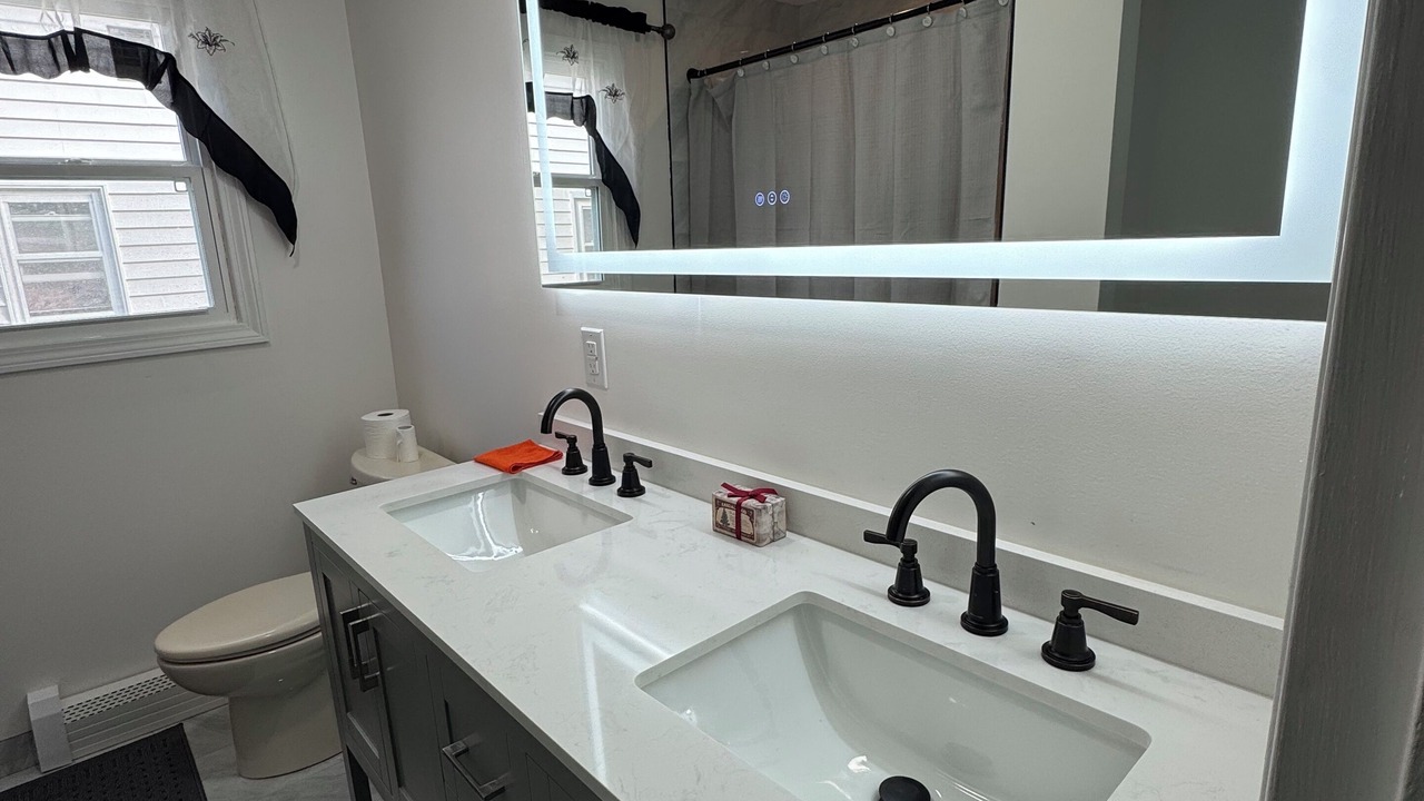 Photo of Bathroom in Constable Hook