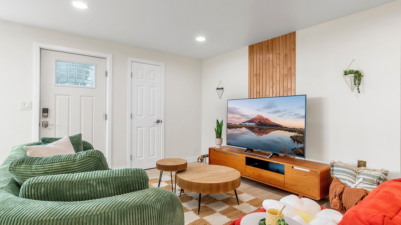 Photo of Livingroom in Old Ballard