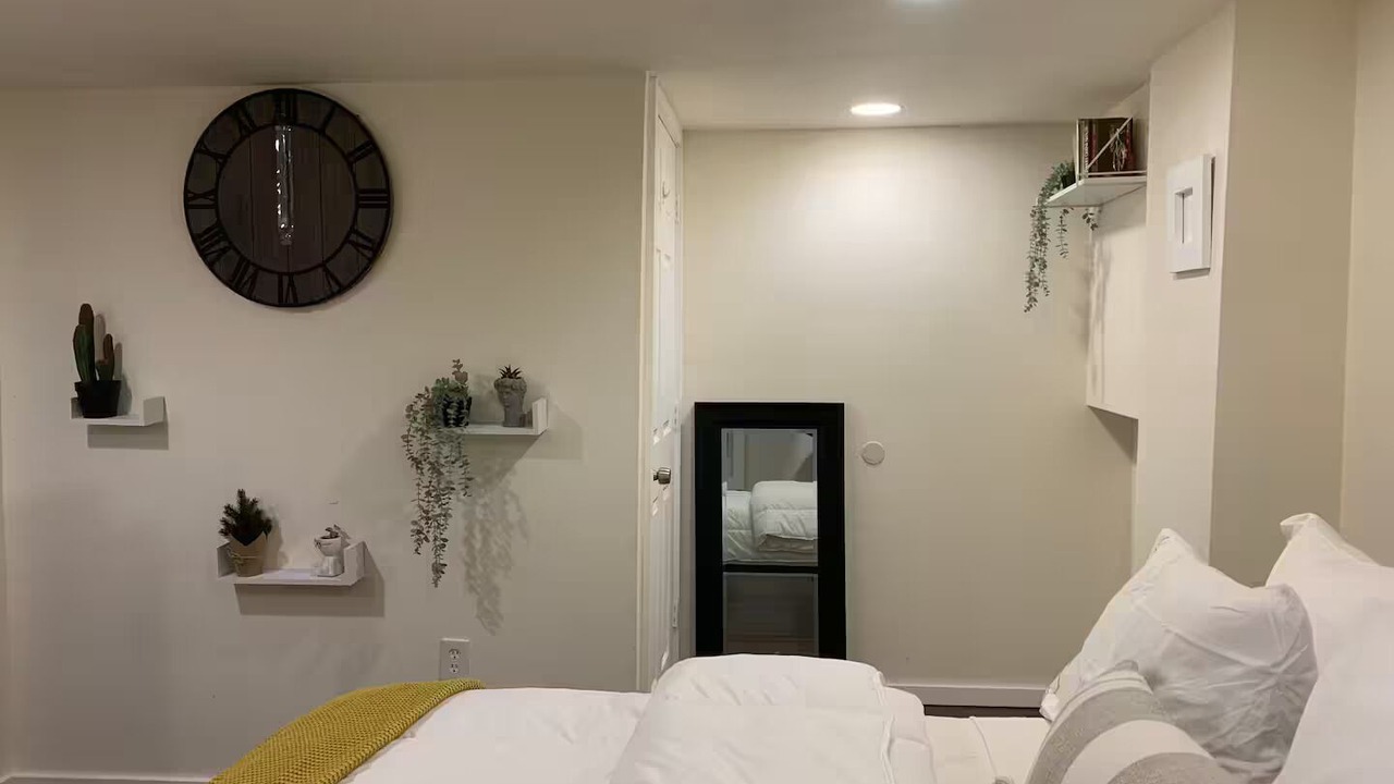 Photo of Bedroom in Twining