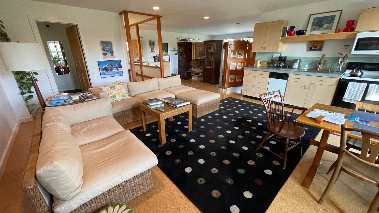 Photo of Livingroom in Salem