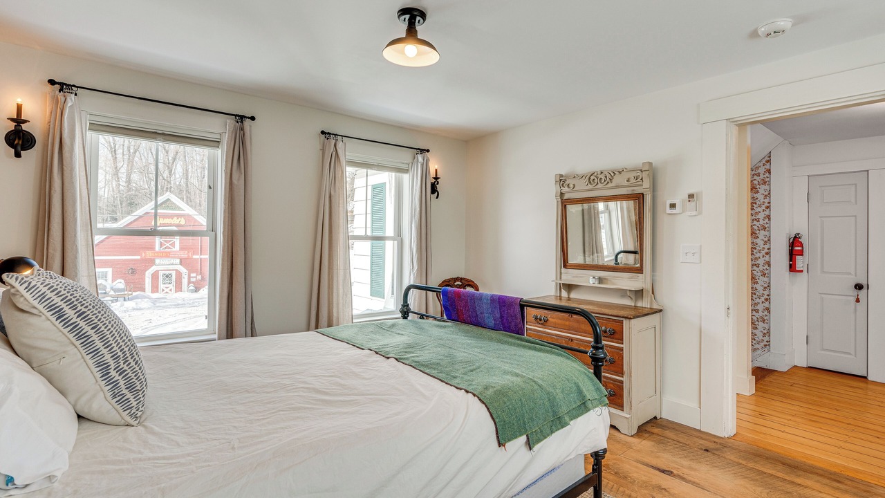 Photo of Bedroom in North Woodstock
