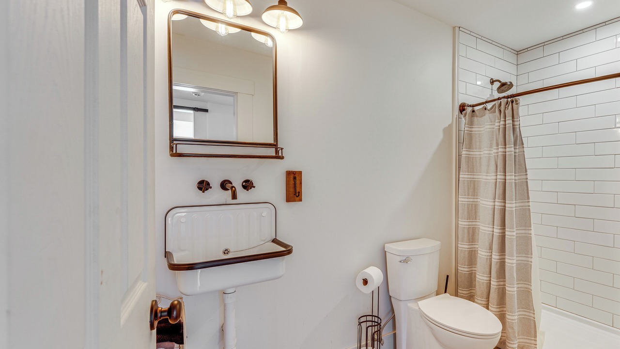 Photo of Bathroom in North Woodstock