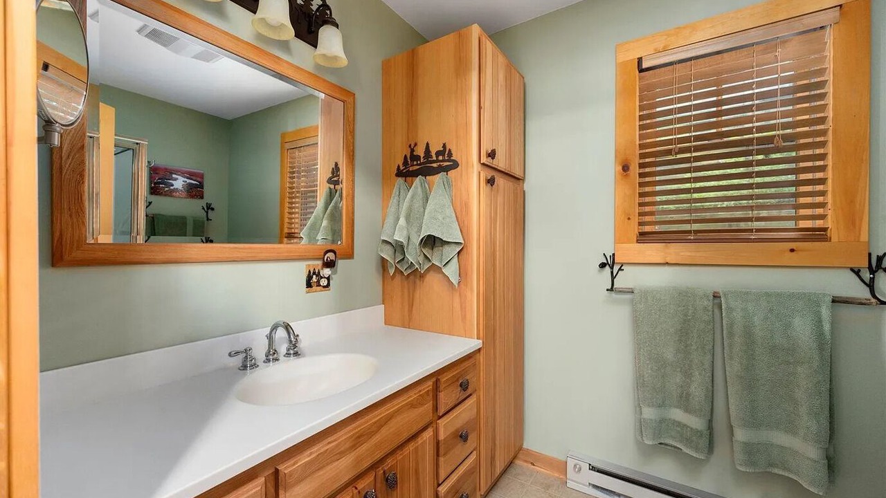 Photo of Bathroom in Woodgate