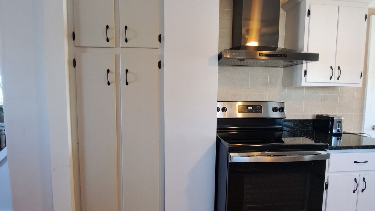 Photo of Kitchen in Town of Reading