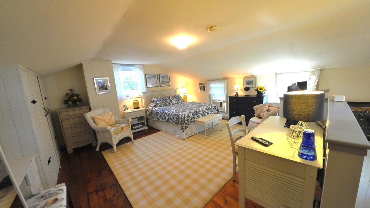 Photo of Bedroom in Rock Hall
