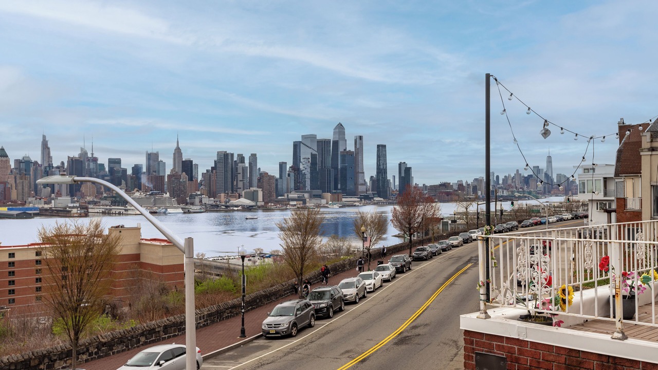 Photo of Others in West New York