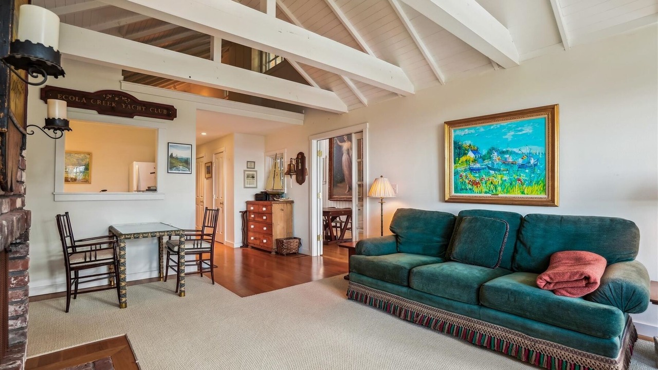 Photo of Bedroom in Cannon Beach