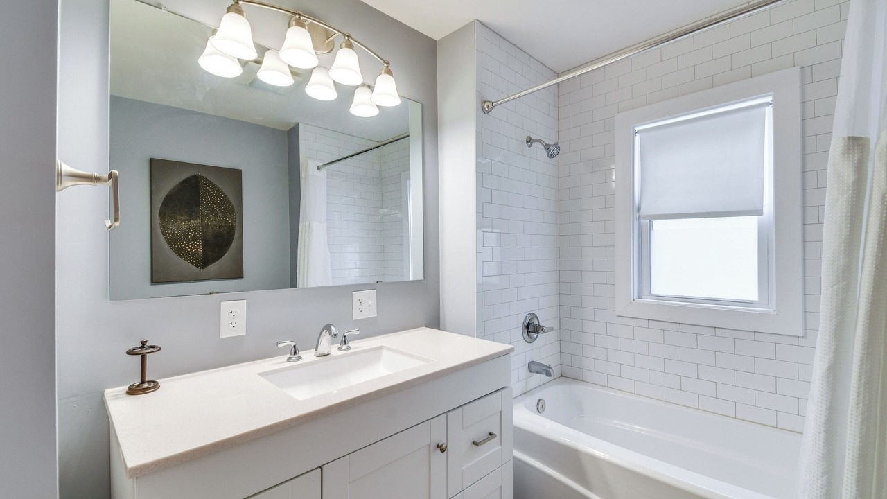 Photo of Bathroom in Syracuse