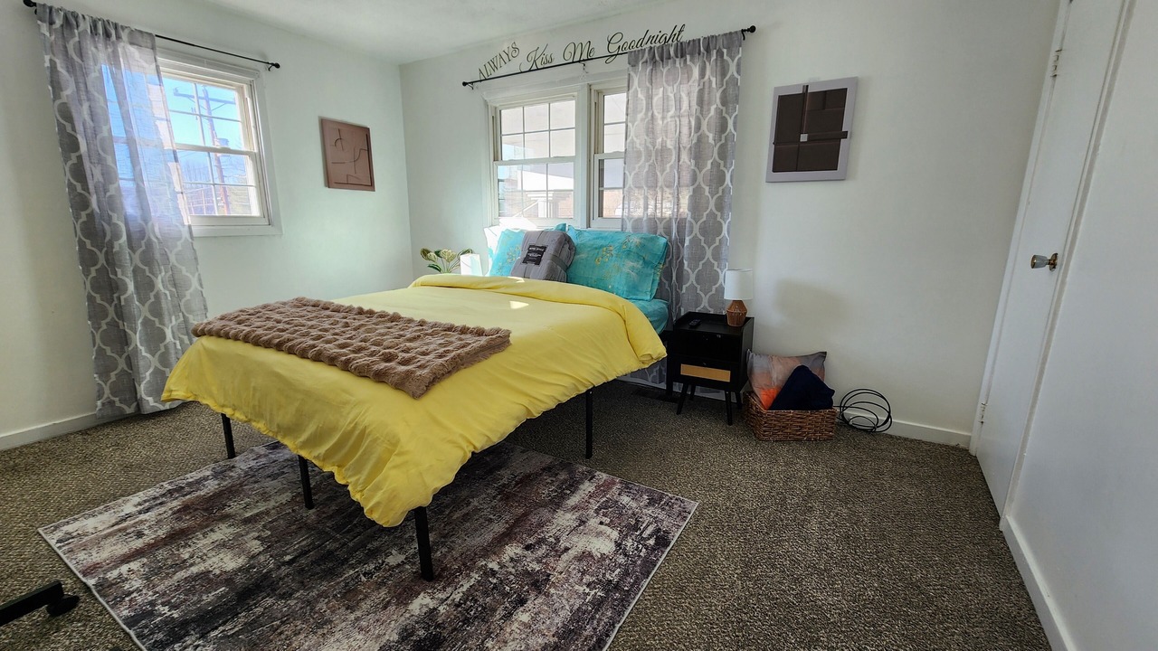 Photo of Bedroom in Scottown