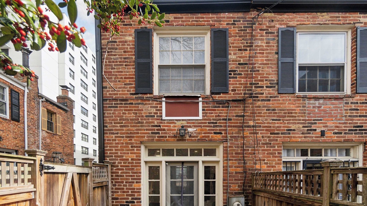 Photo of Outdoor in West End