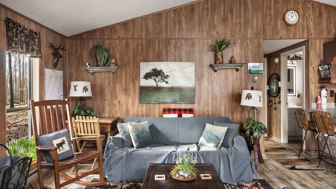 Photo of Livingroom in The Woods
