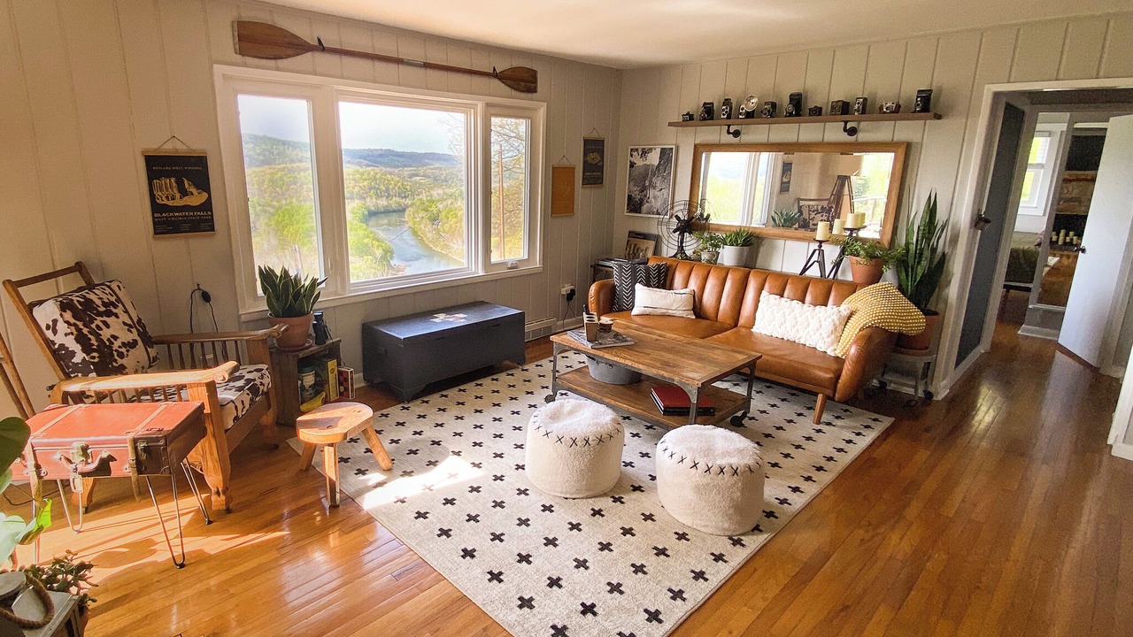 Photo of Livingroom in Washington County