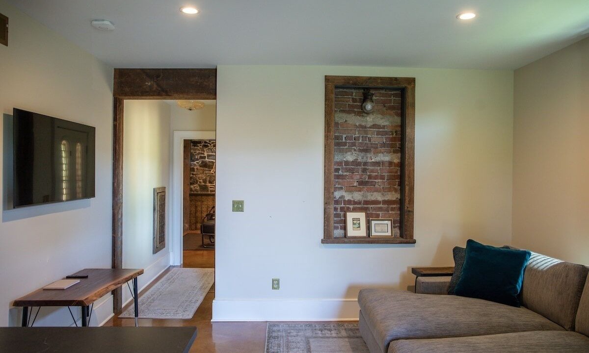 Photo of Livingroom in Kingston