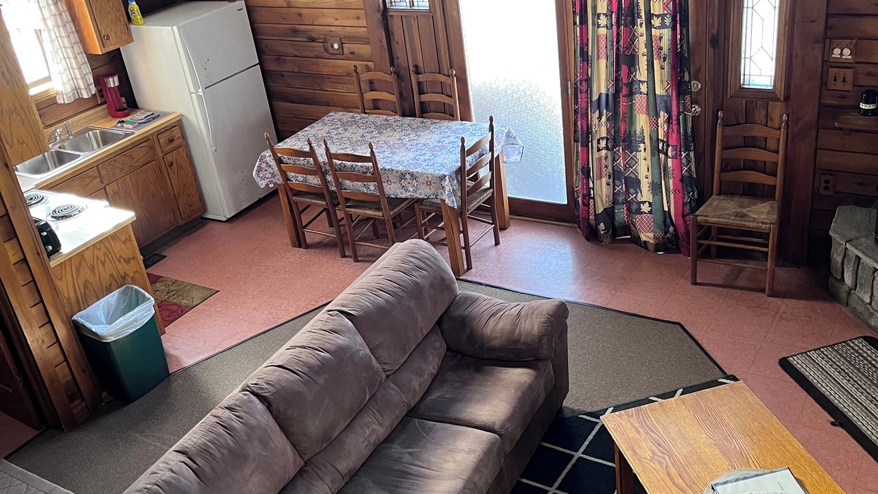 Photo of Livingroom in Lansing