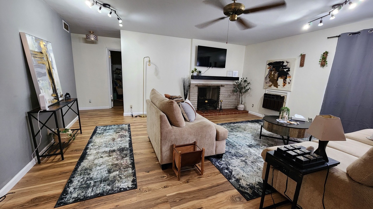 Photo of Livingroom in Ironton