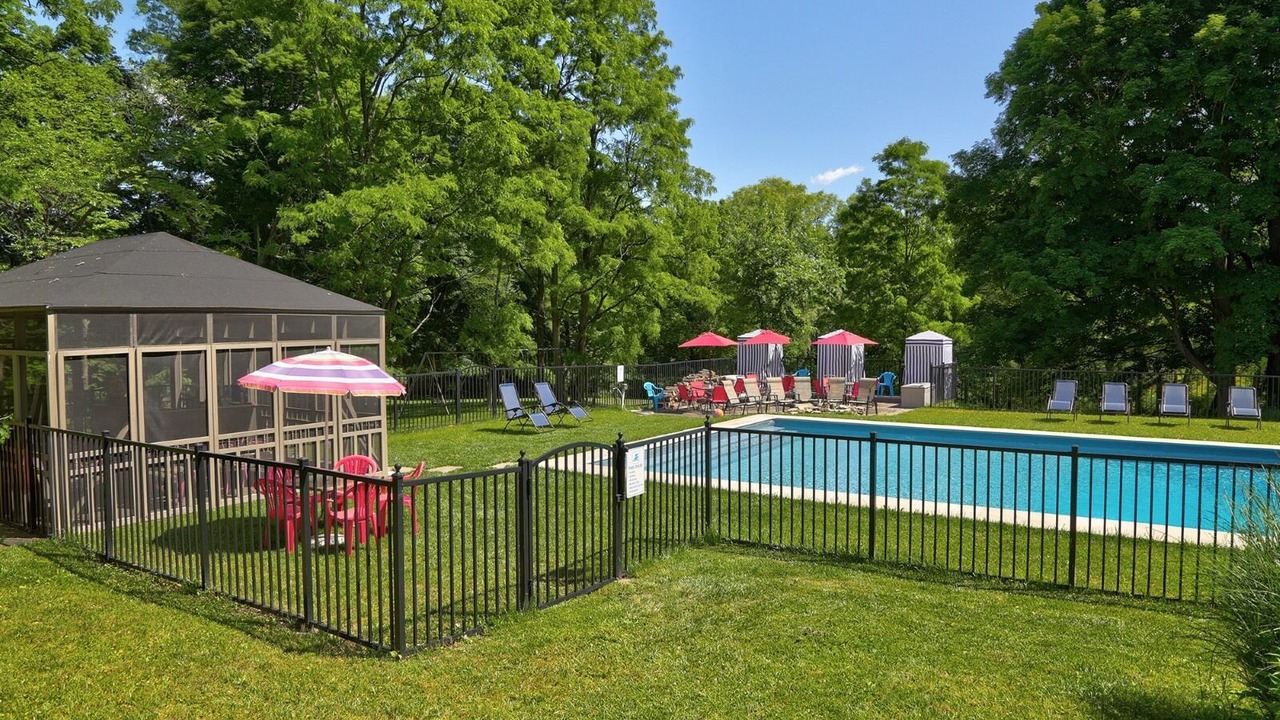 Photo of Outdoor in Amenia