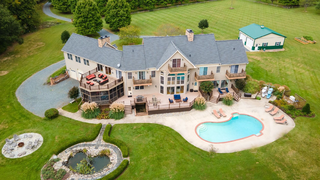 Photo of Outdoor in Unionville