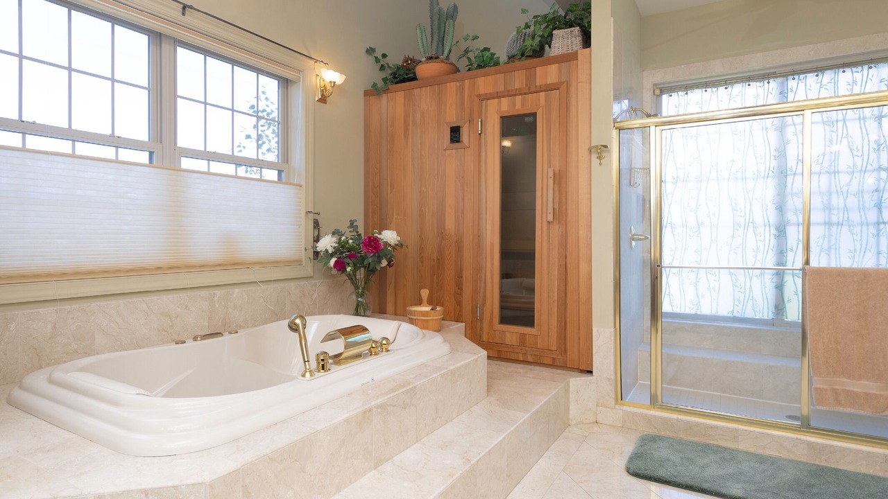 Photo of Bathroom in Unionville