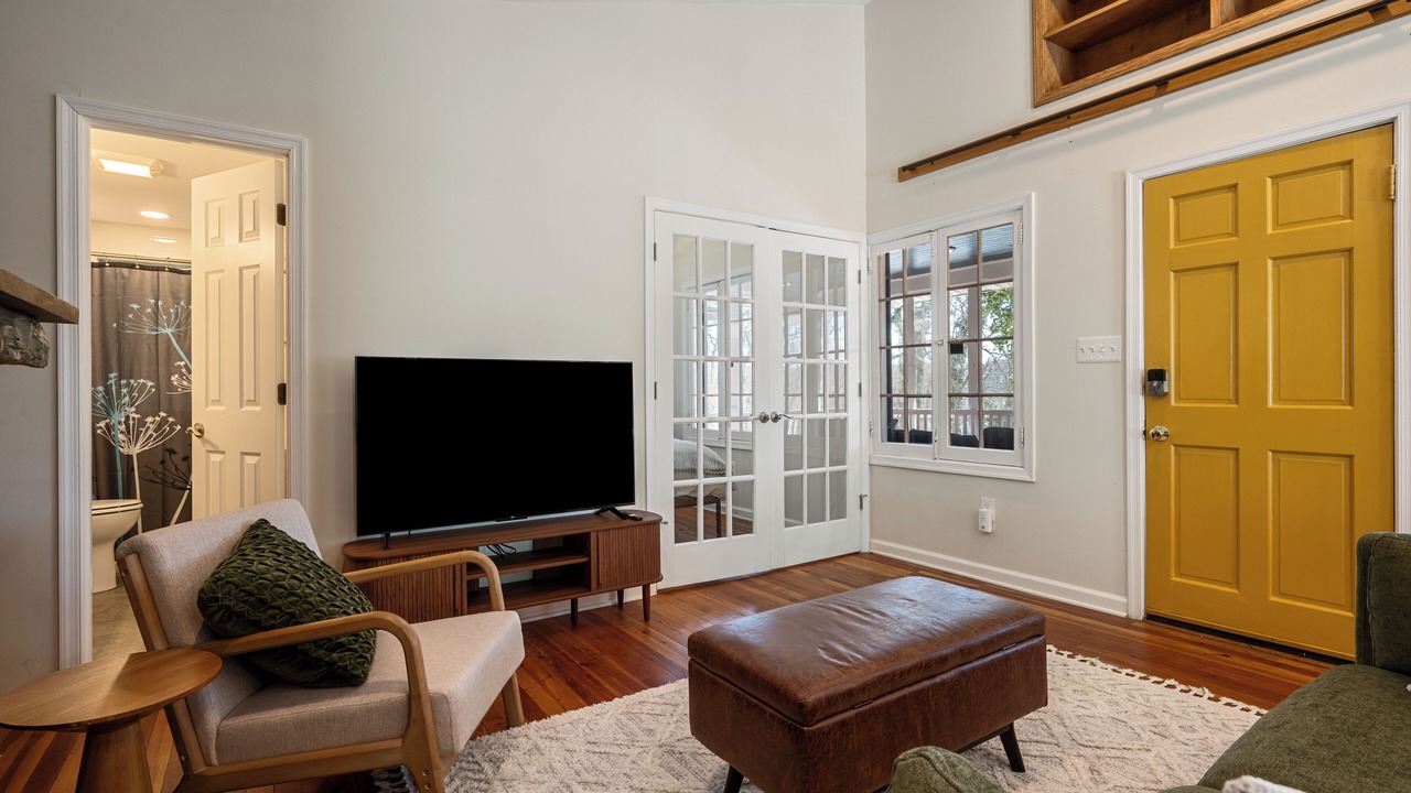 Photo of Livingroom in Sharpsburg