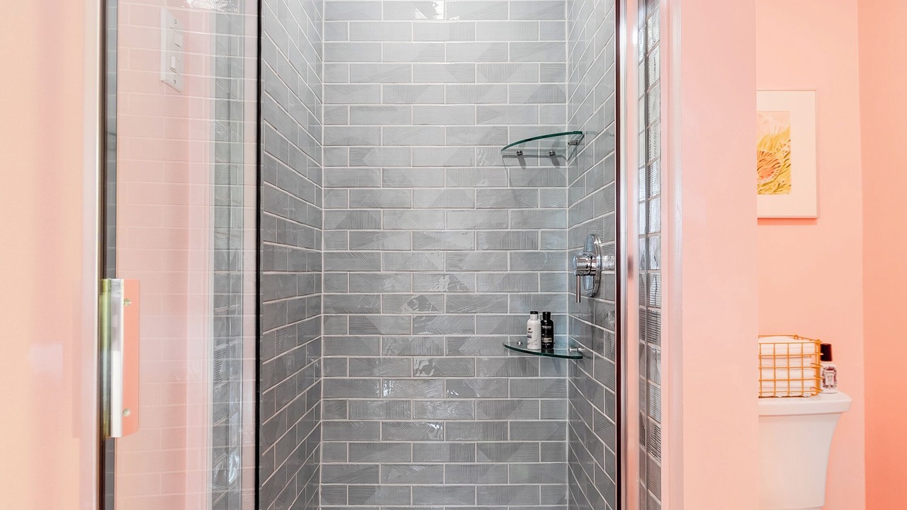Photo of Bathroom in Mosby