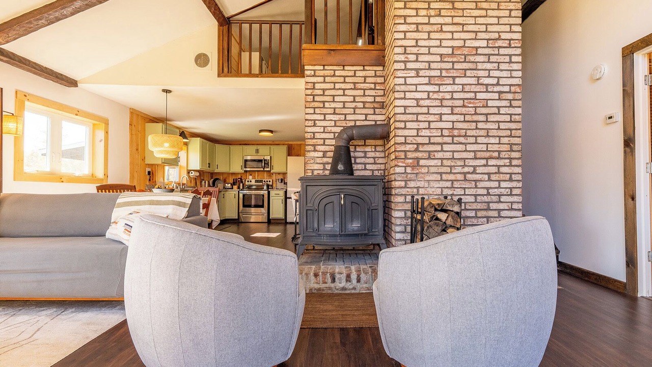 Photo of Livingroom in Goshen