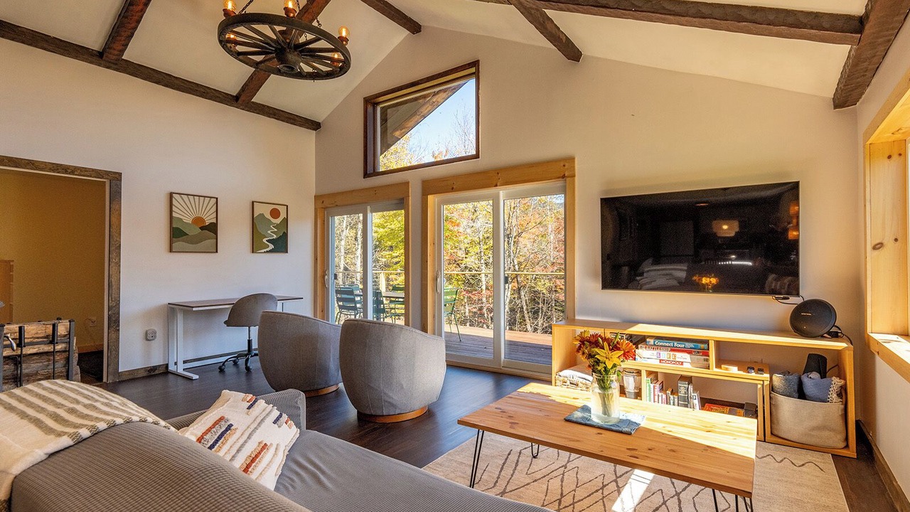 Photo of Livingroom in Goshen