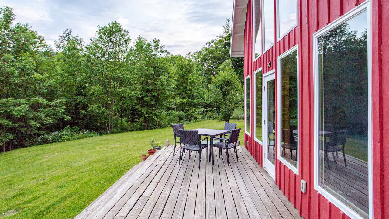 Photo of Outdoor in Hancock