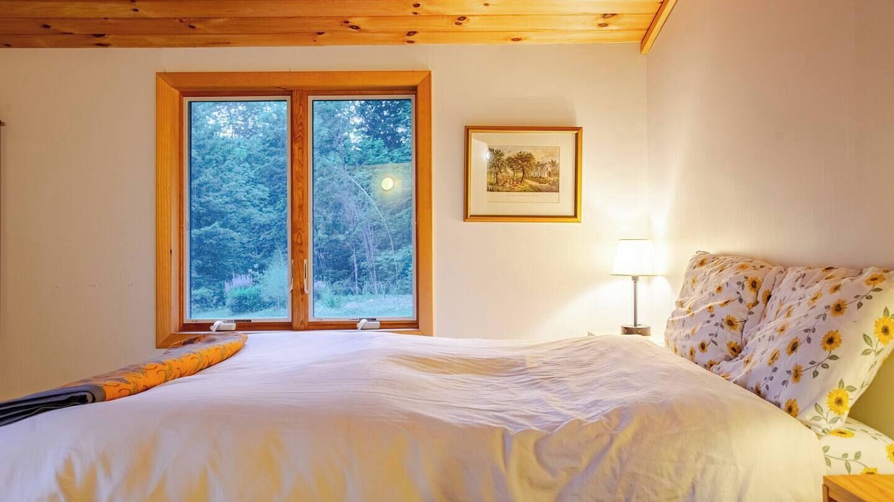Photo of Bedroom in Hancock