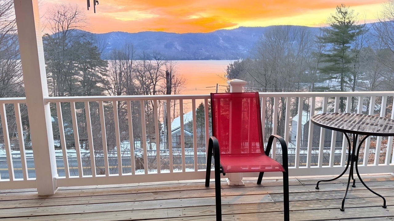 Photo of Patio Balcony in Silver Bay